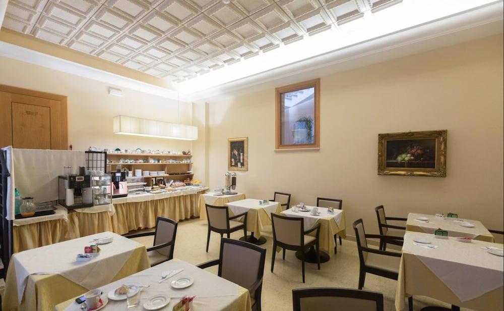 Seccy Hotel Boutique Art & Museum Fiumicino Kültér fotó