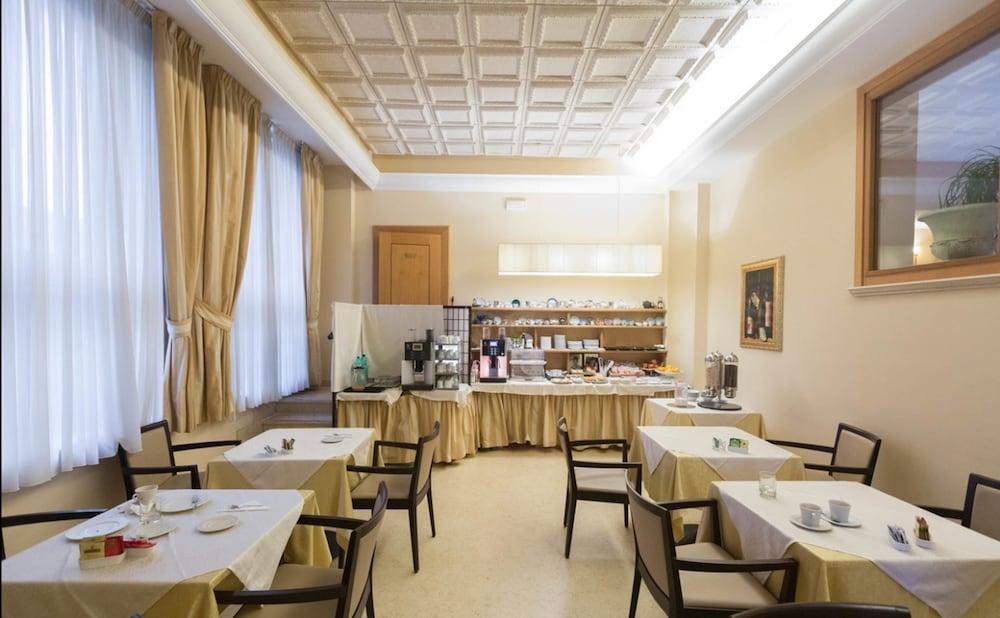 Seccy Hotel Boutique Art & Museum Fiumicino Kültér fotó