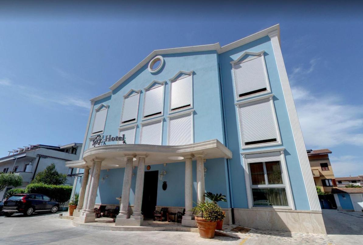 Seccy Hotel Boutique Art & Museum Fiumicino Kültér fotó