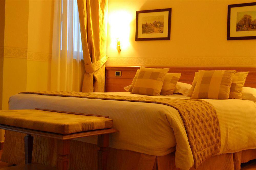 Seccy Hotel Boutique Art & Museum Fiumicino Kültér fotó